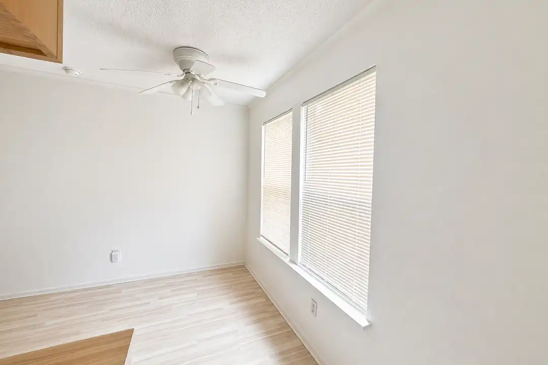 5608 Cougar Dr unit # 214 - More