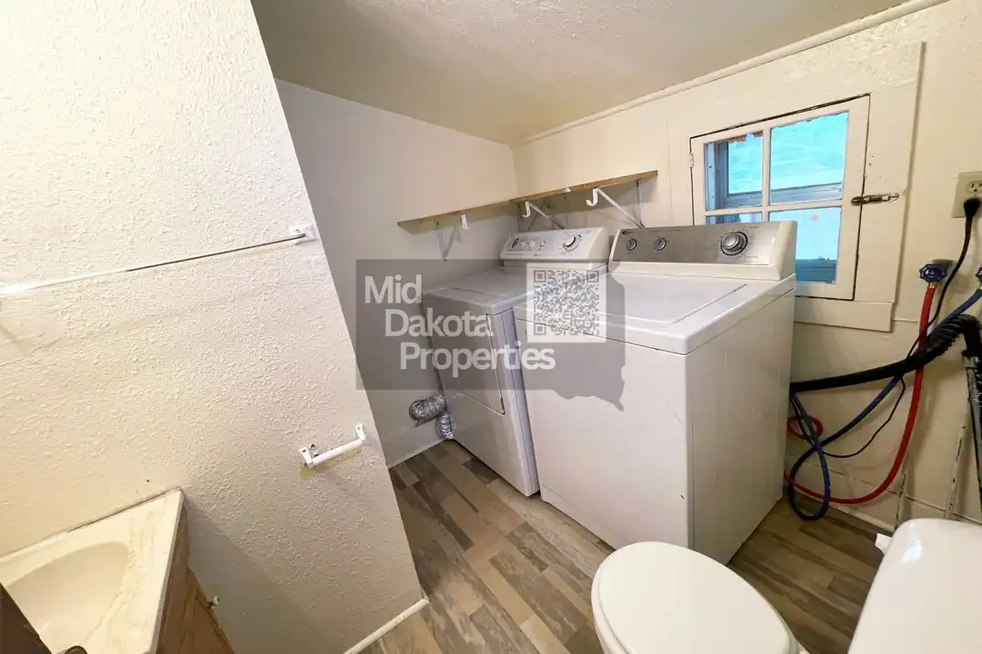 716 W Ash Ave - View 6
