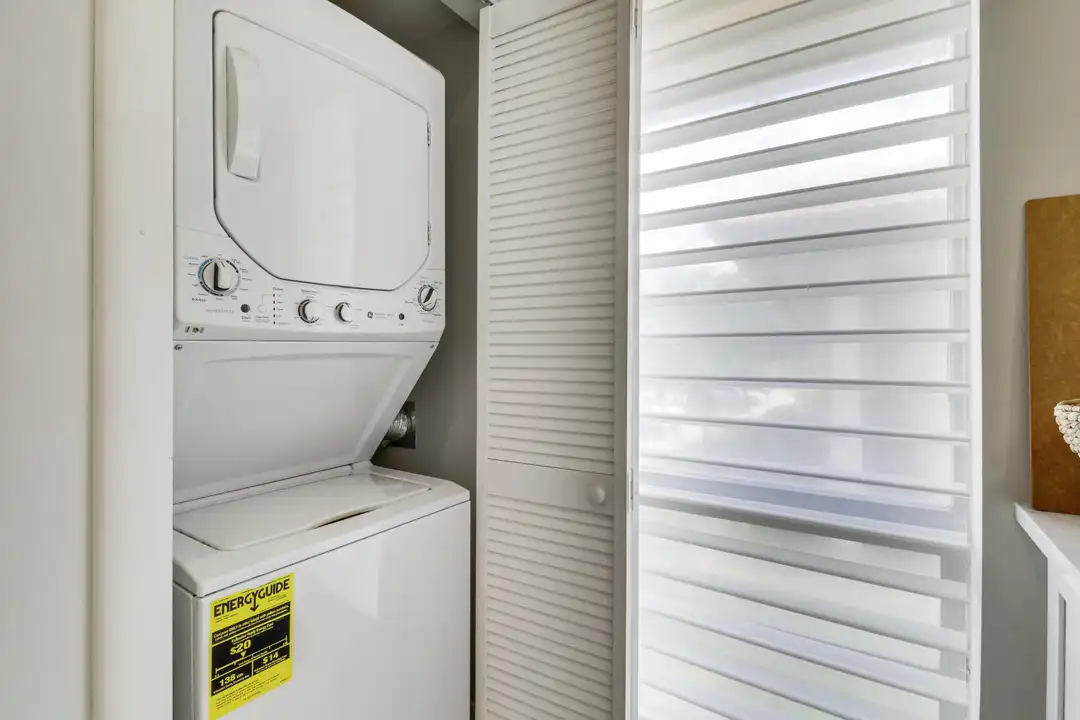 Apartment in Palm Beach Gardens - More