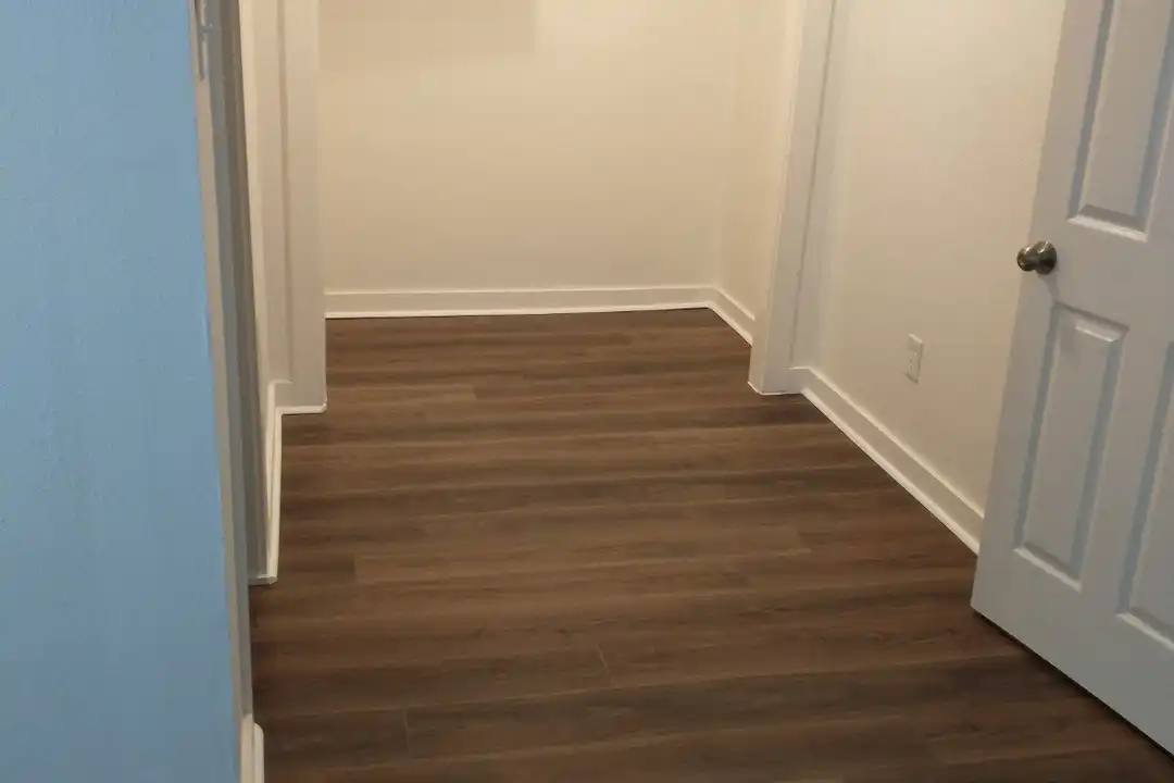 614 Barberry St unit 101 - View 3
