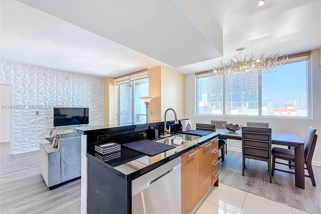 244 Biscayne Blvd unit 1108 - View 6