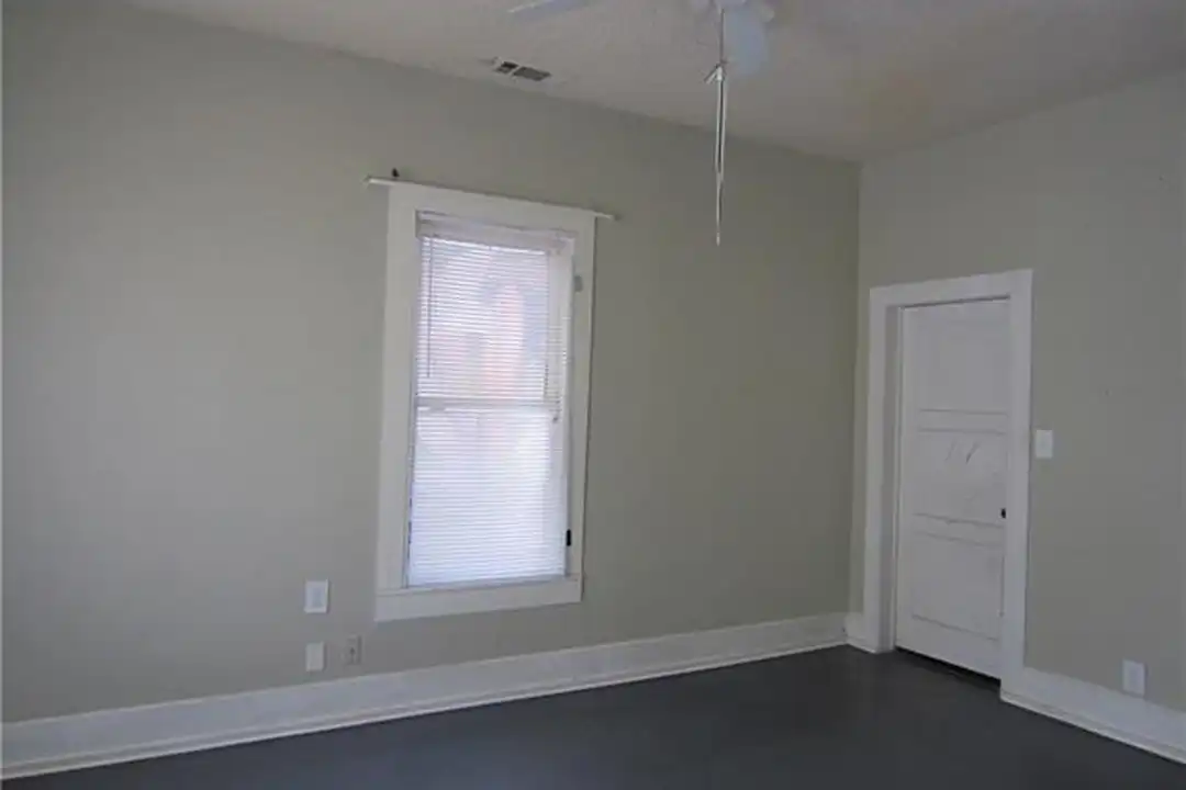 1102 Peak St - View 6