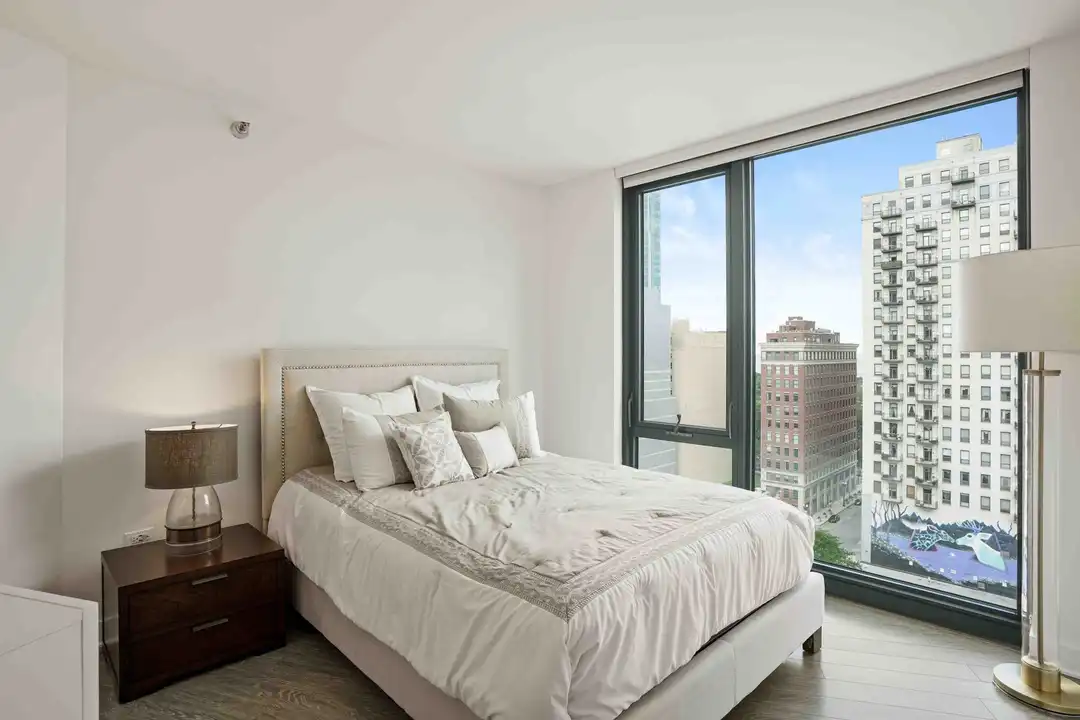 989 S State St unit 809 - View 5
