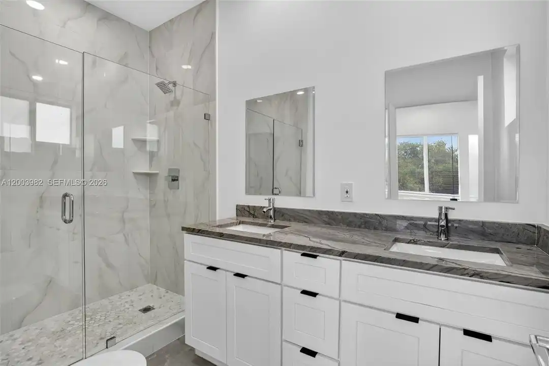 655 NW 24th Ave #0 - View 5