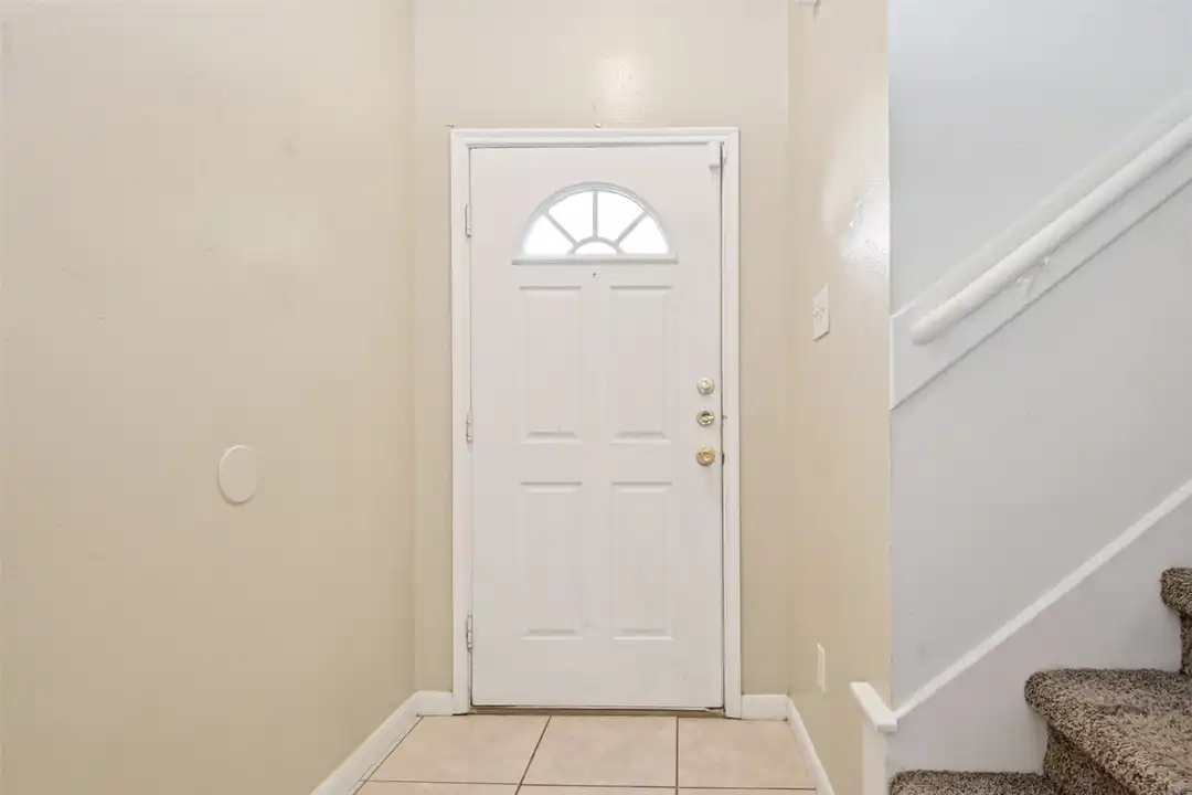 15515 Waldron Cir unit B - View 4