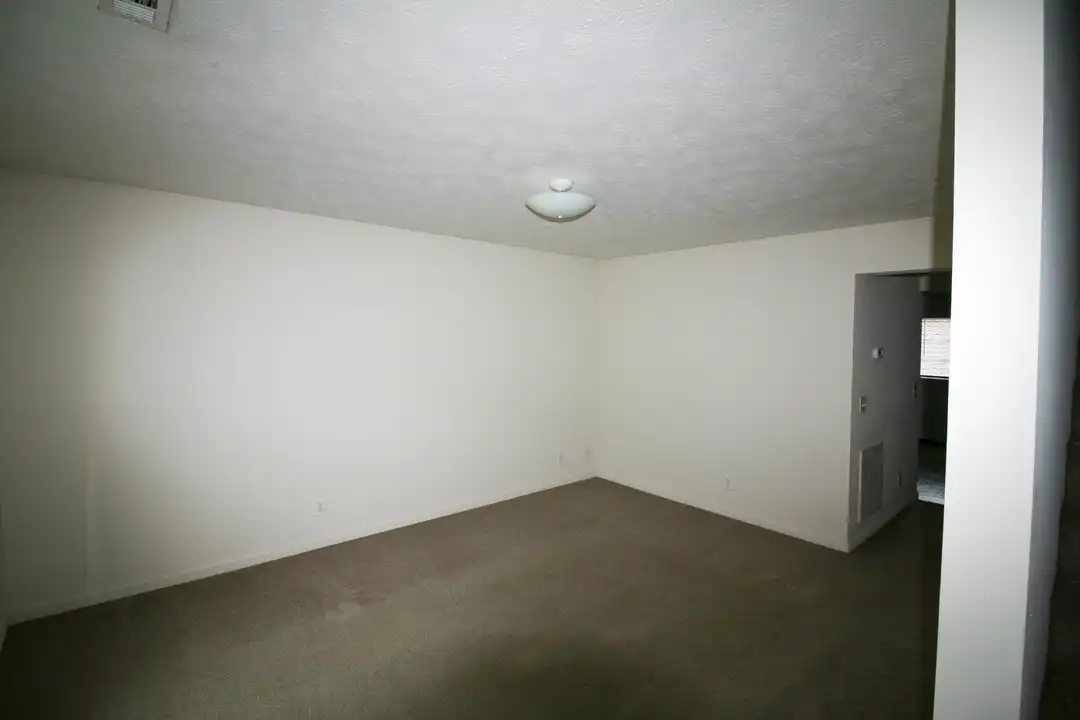1500 N Willow Ave unit C-1 – photo 1