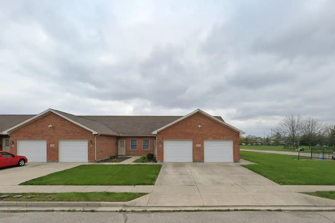1035 Laurel Tree Ct unit 1035-B Laurel Tree Ct – photo 1