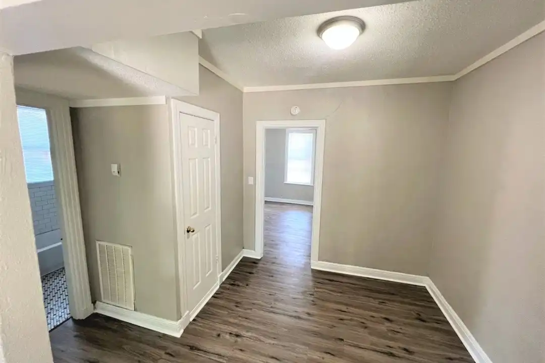 1304 Court Ave unit #2 - Вид 3