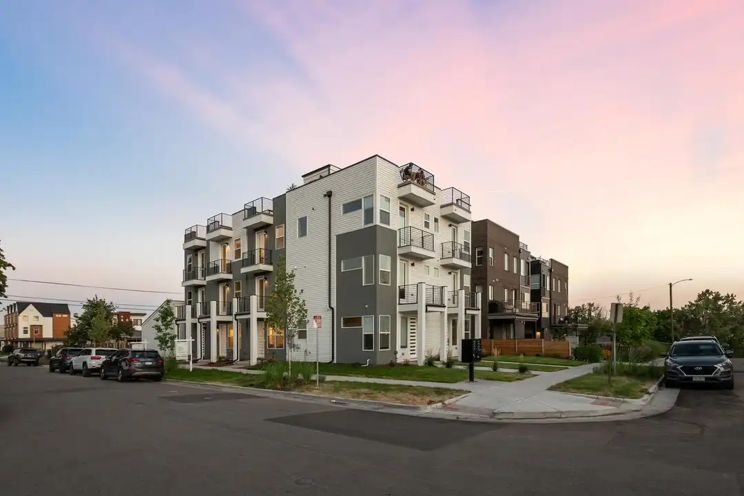 4270 W 13th Ave - Pamja 2
