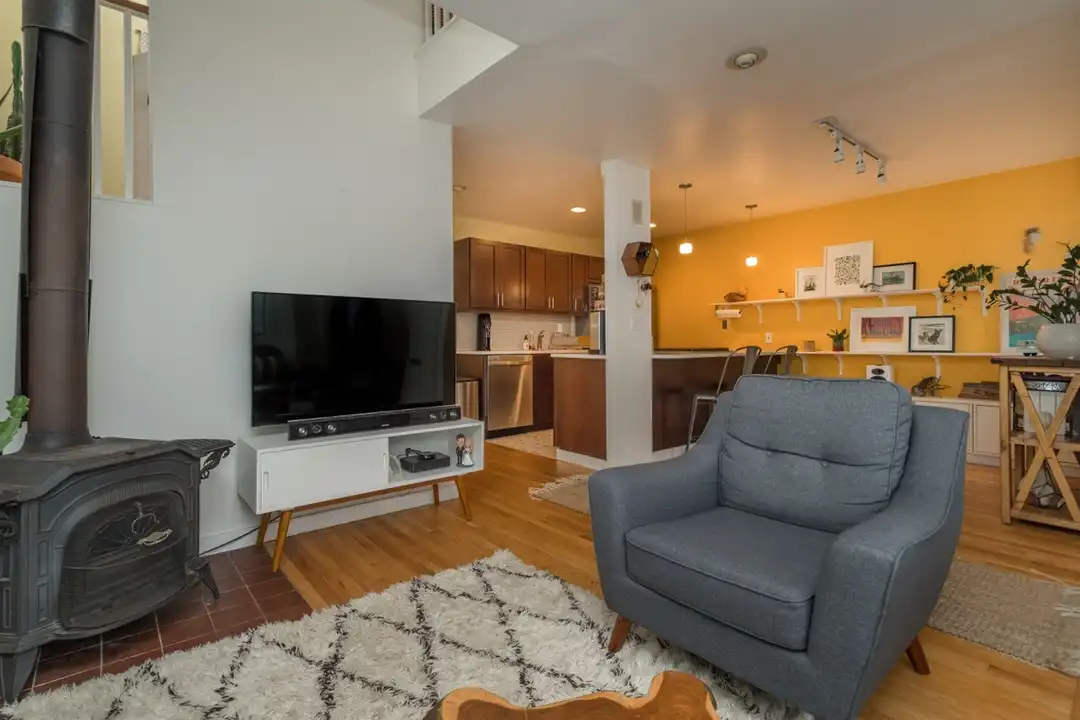 5 Fort Washington Pl unit B – photo 1