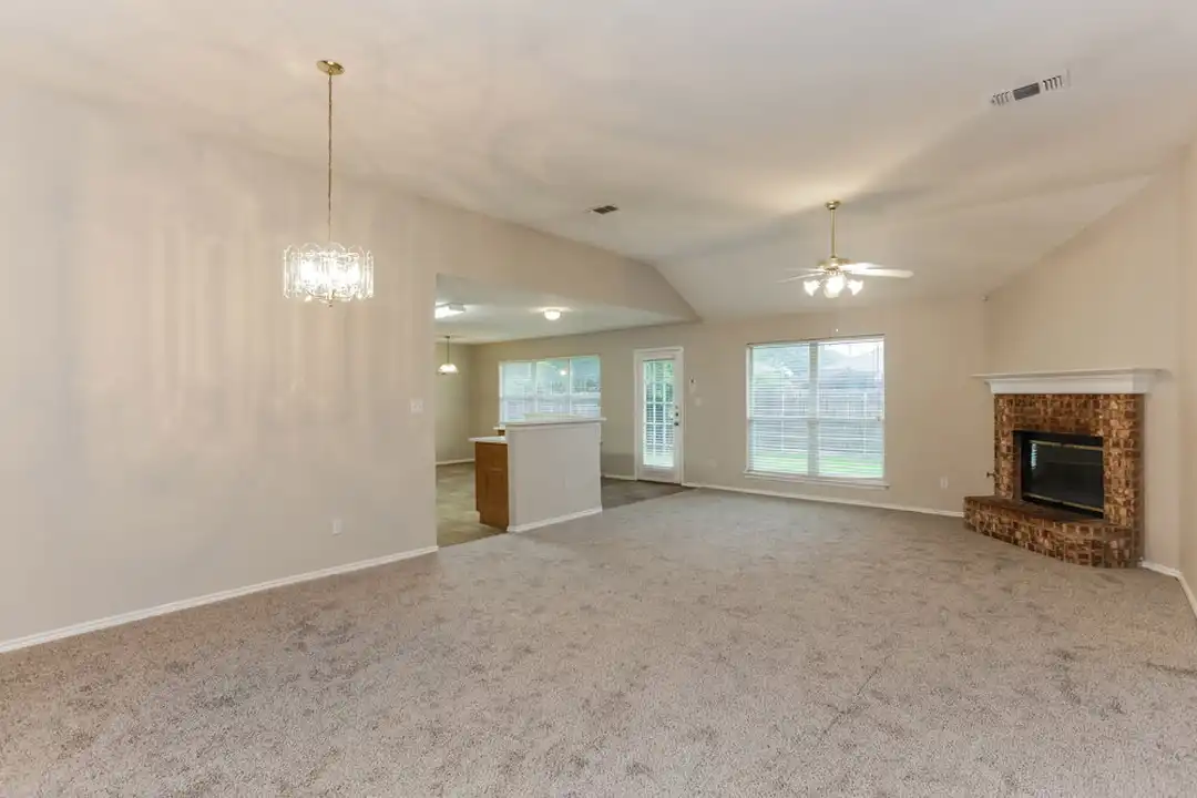 7501 Fossil Garden Dr - View 4