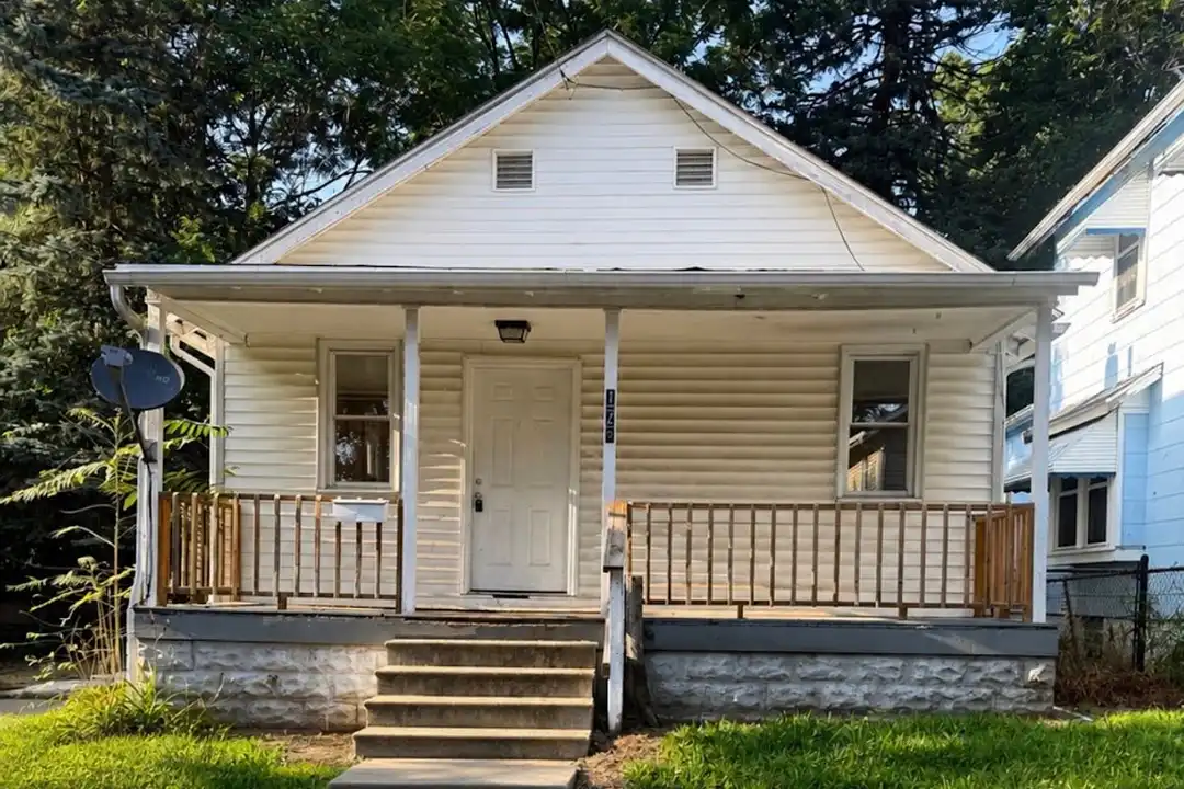 175 E Emerling Ave – photo 1