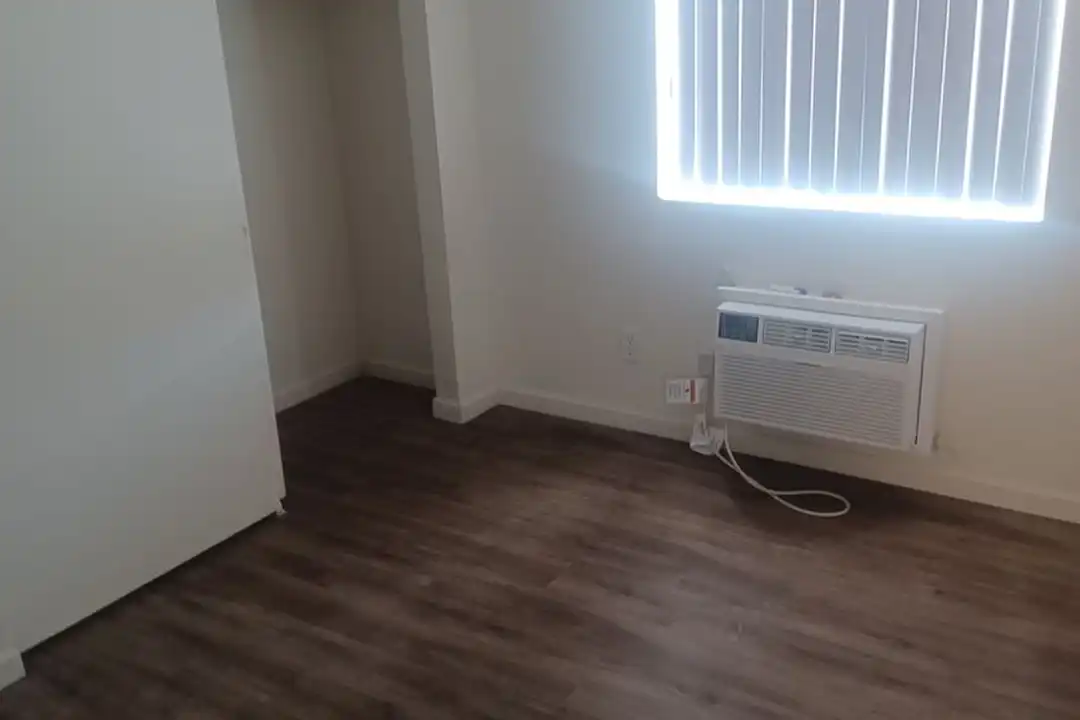 3355 E Fort Lowell Rd unit 107 - View 3