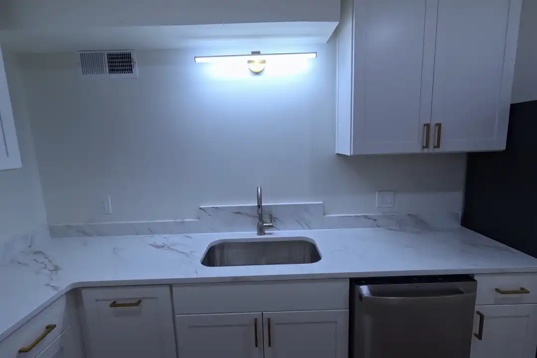 2672 Suzanne Ln unit B - More