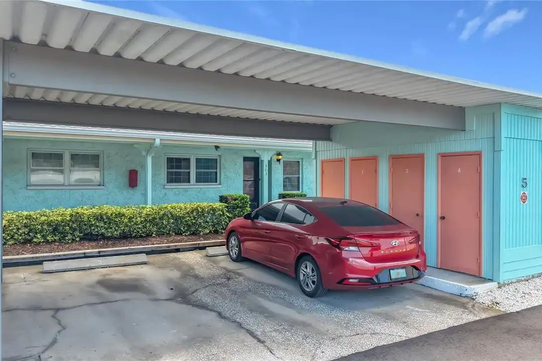 2465 Northside Dr #503 – photo 1