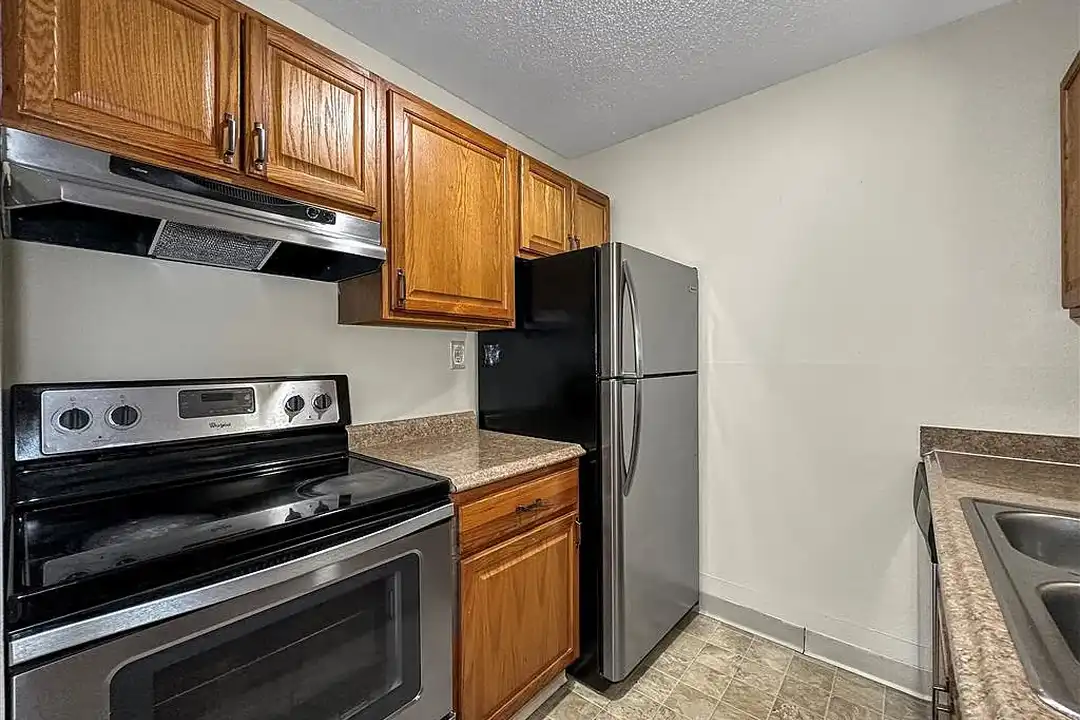Park Forest Apartments – photo 1