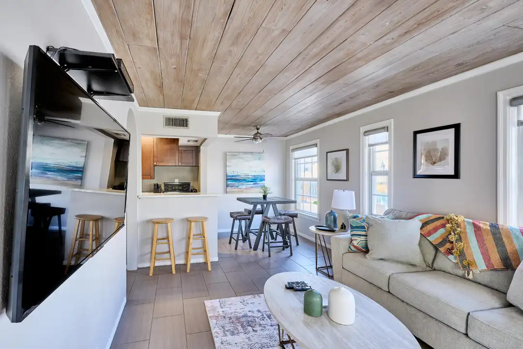 1214 E Atlantic Ave #1 - More