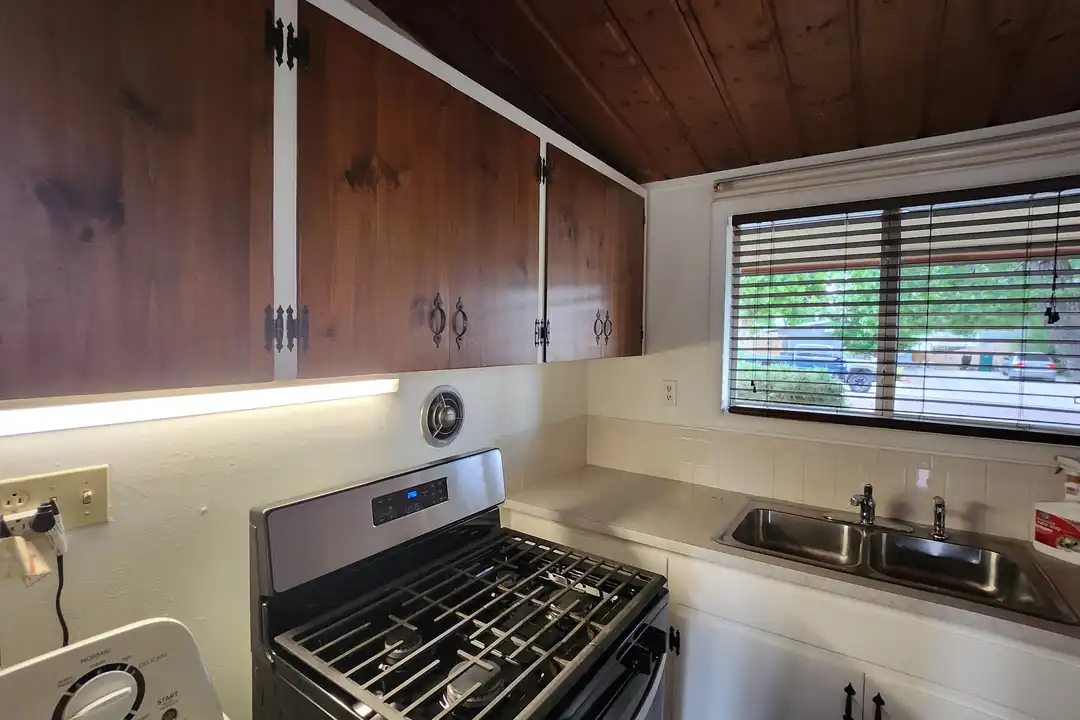 3314 N Arcadia St - View 3