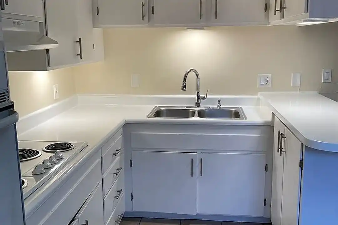 52nd Street Apartments - More