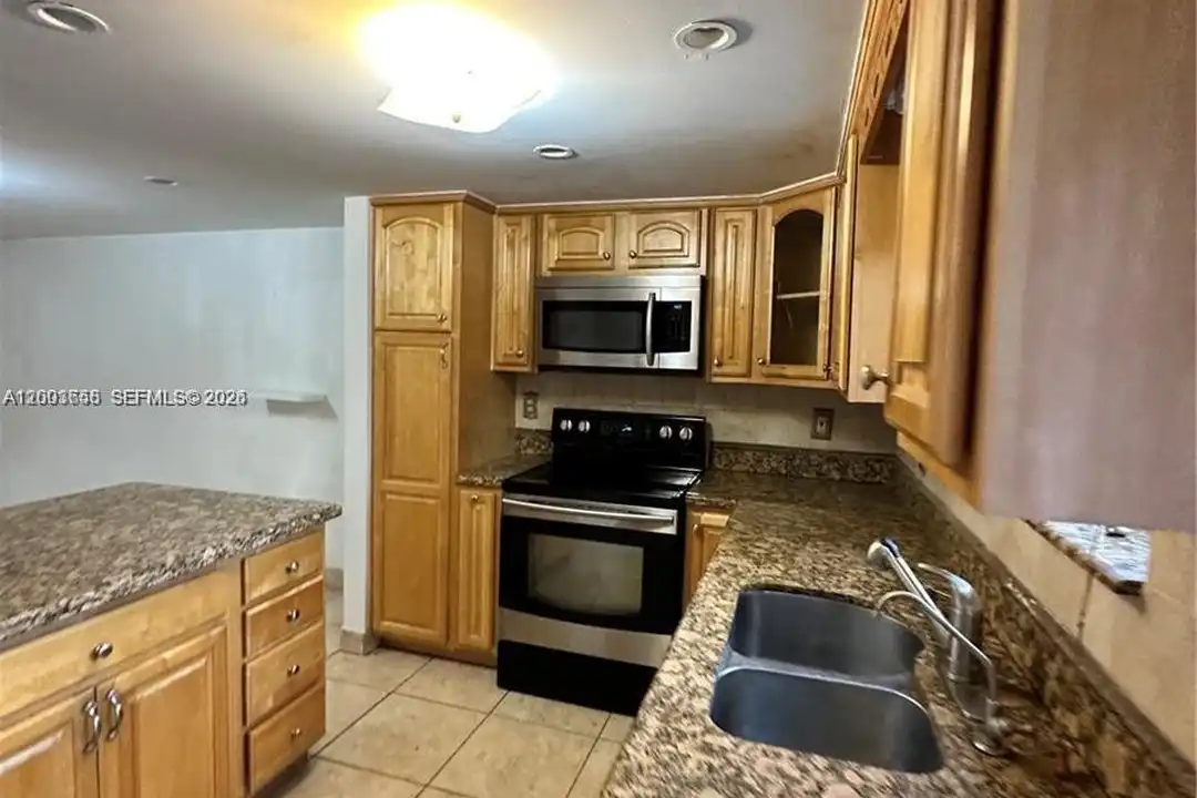 551 NW 82nd Ave #502 - View 4