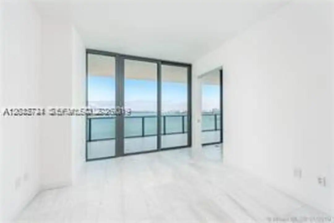 480 NE 31st St unit 2306 - View 2