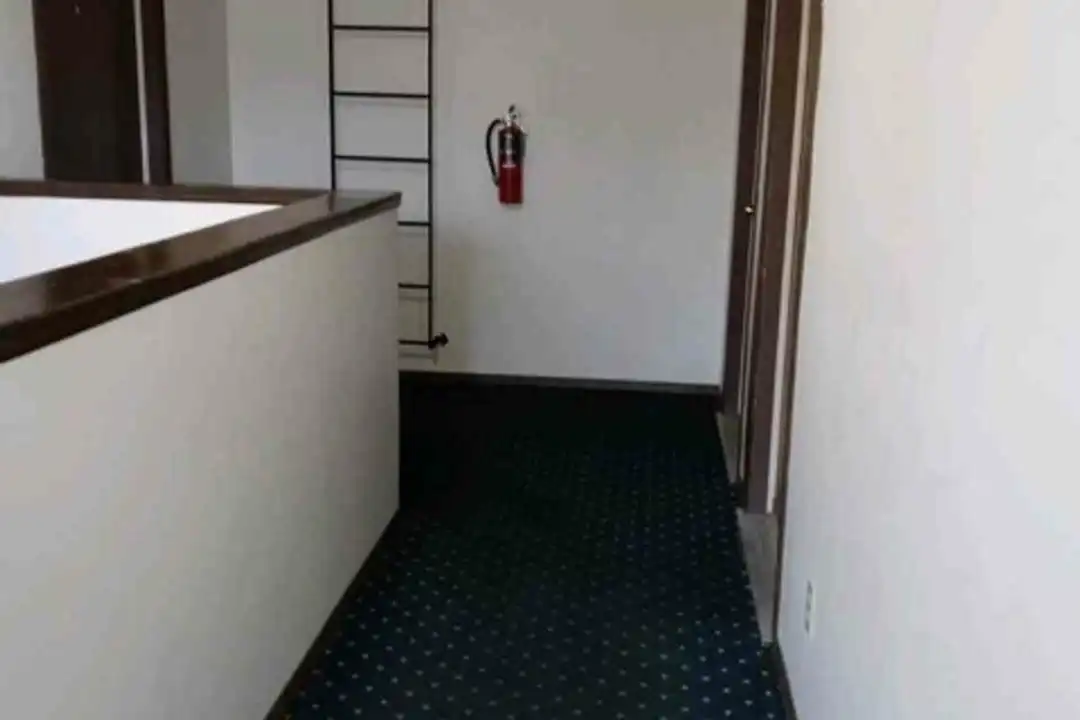 Apartment in Green Bay - View 3
