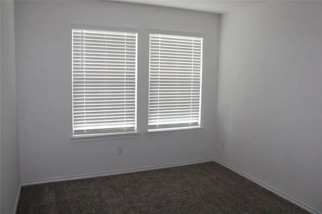 3012 Glazner Dr - View 5