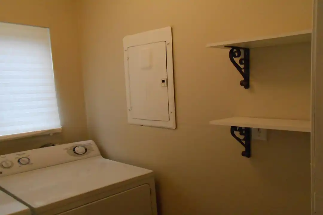 306 Massie St - View 5