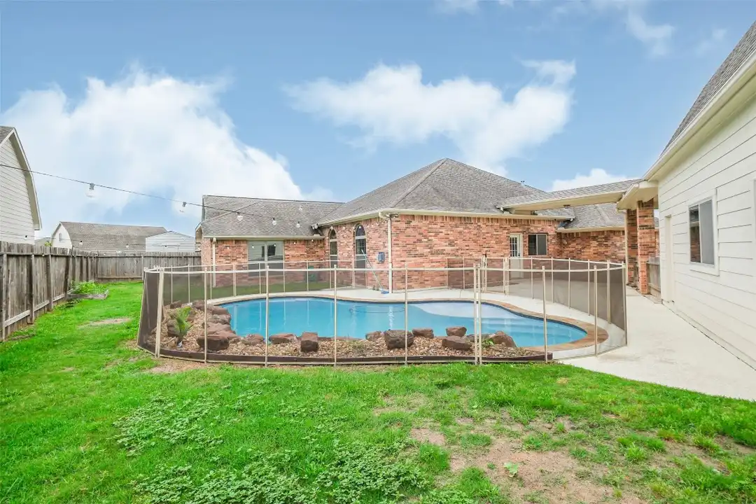 House in Manvel - View 5