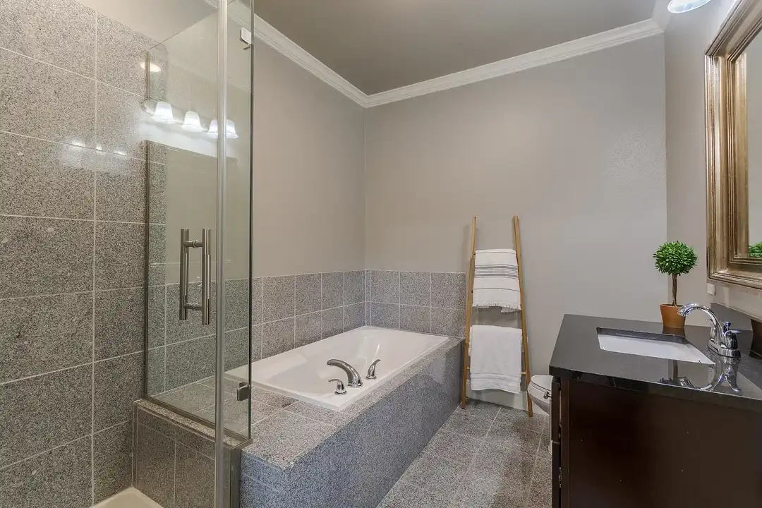 Arlo Luxury Apartment Homes – photo 1