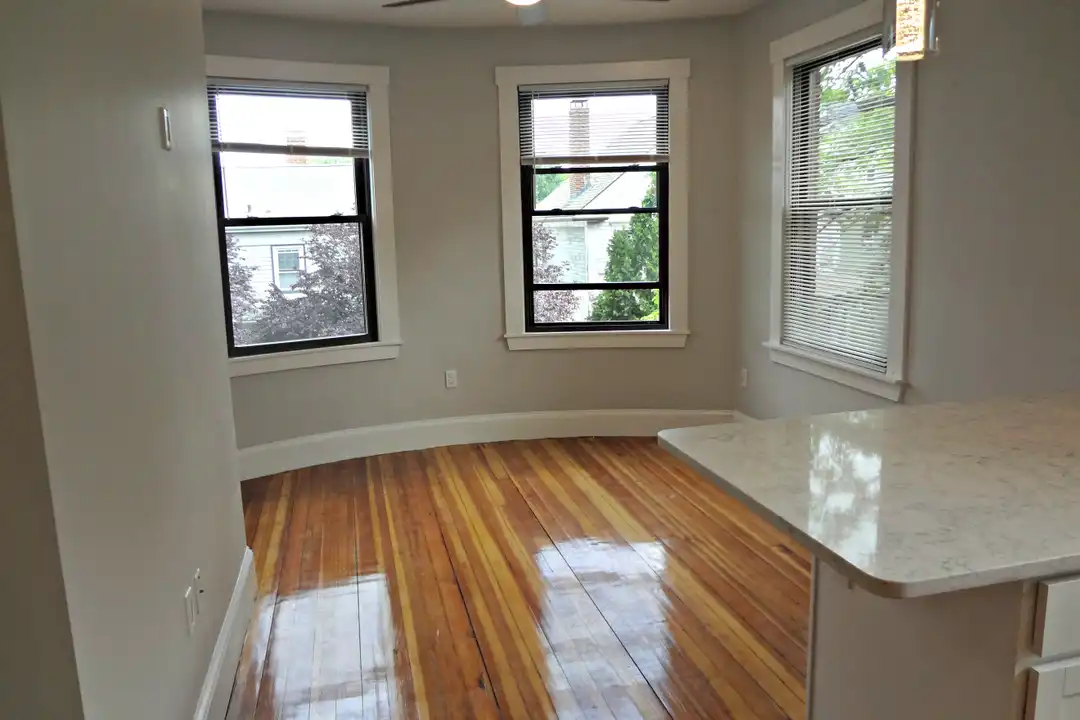 19 Seaverns Ave unit 2F - More