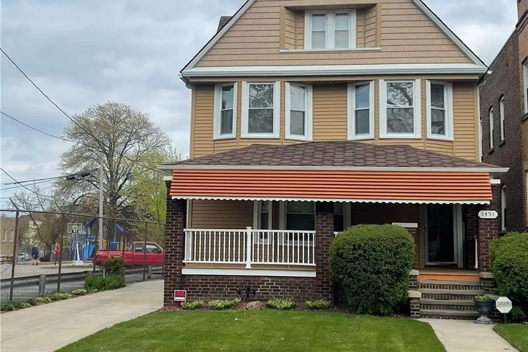 1451 W 116th St – photo 1