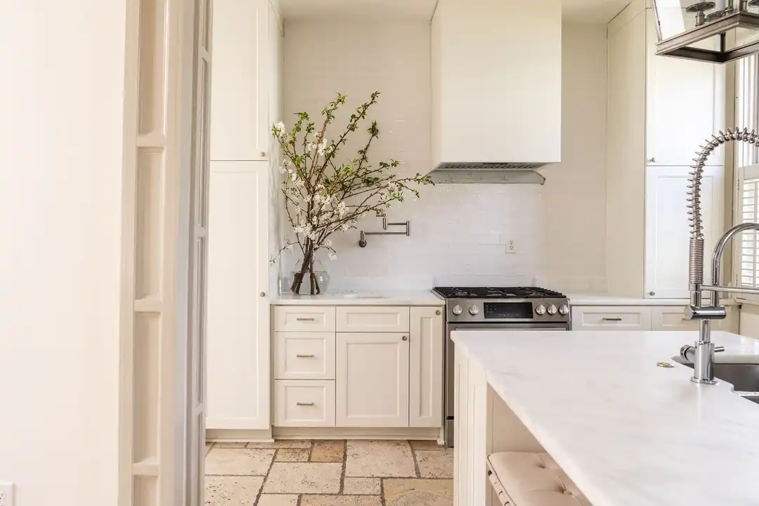 21 Percy St - View 3