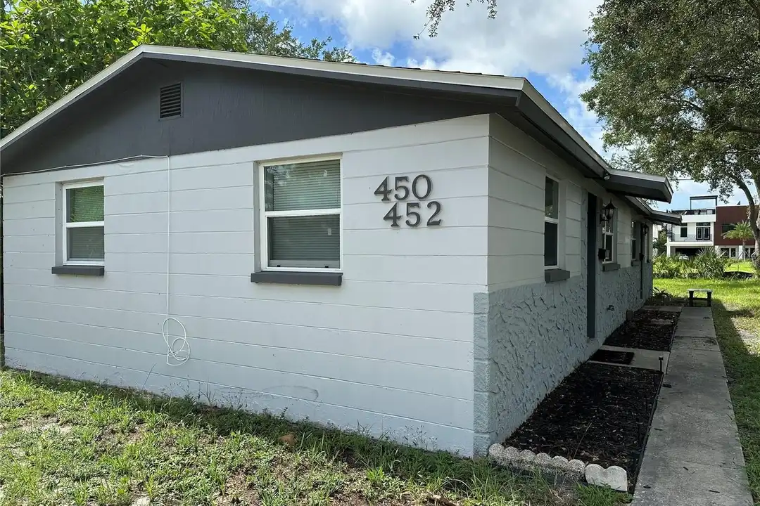 452 88th Ave N – photo 1 of 7