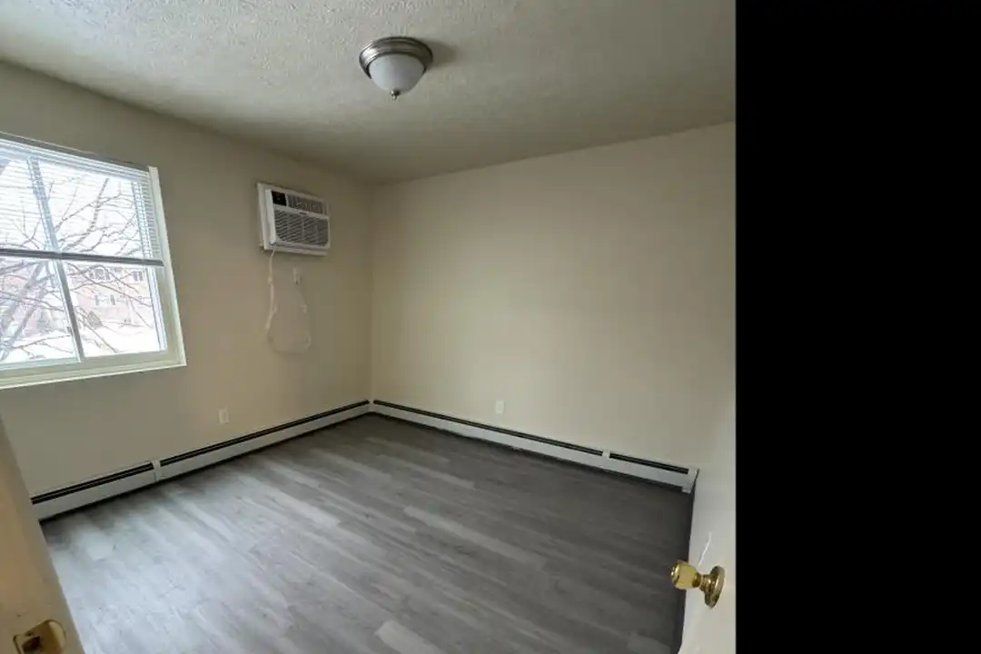 1210 Robert Ave NW – photo 1 of 6