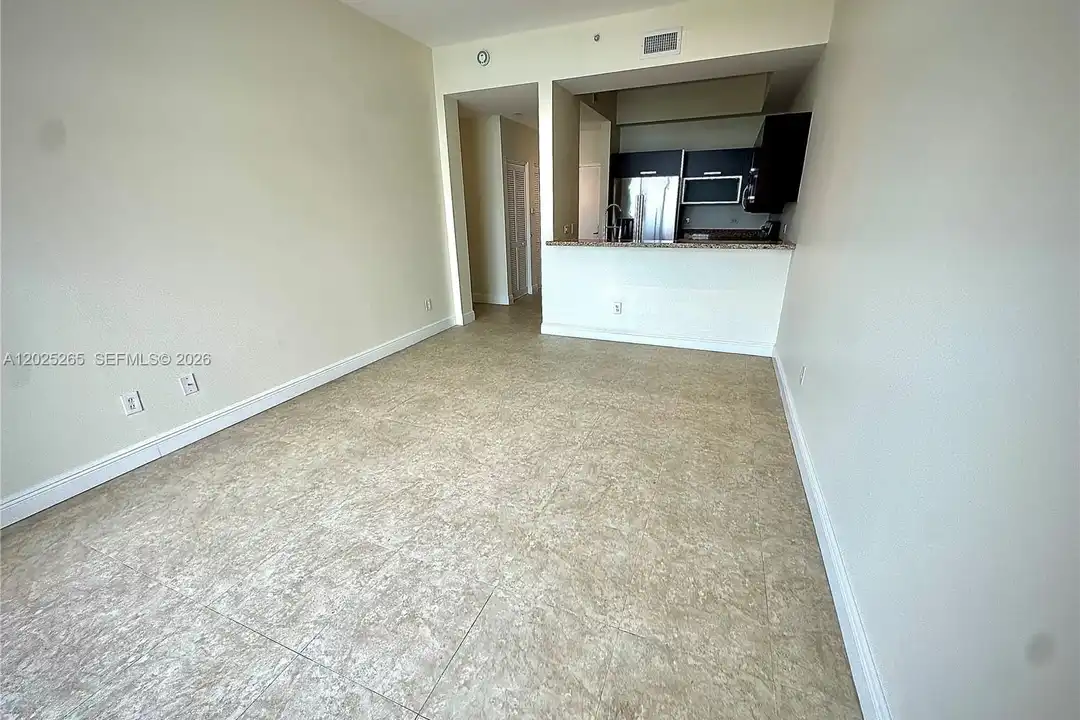 2525 SW 3rd Ave #705 - More