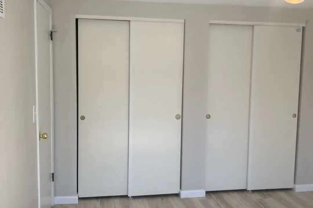 8 Holloway Dr unit B - View 4