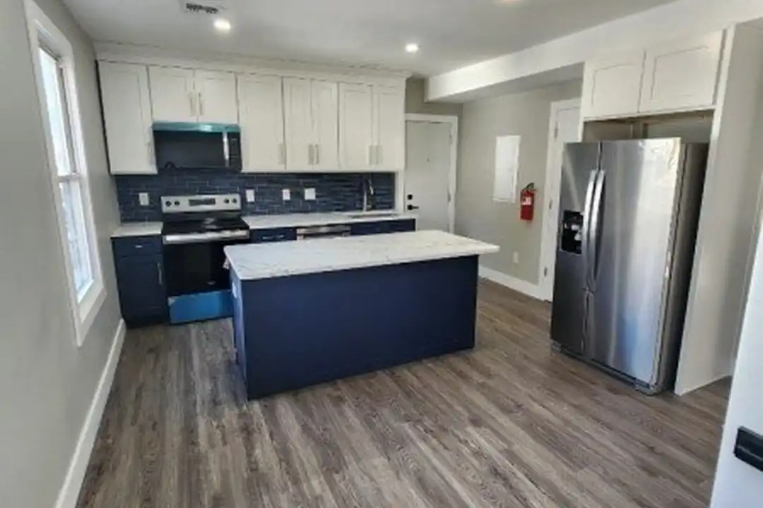 93 Hughes St #4 - View 4
