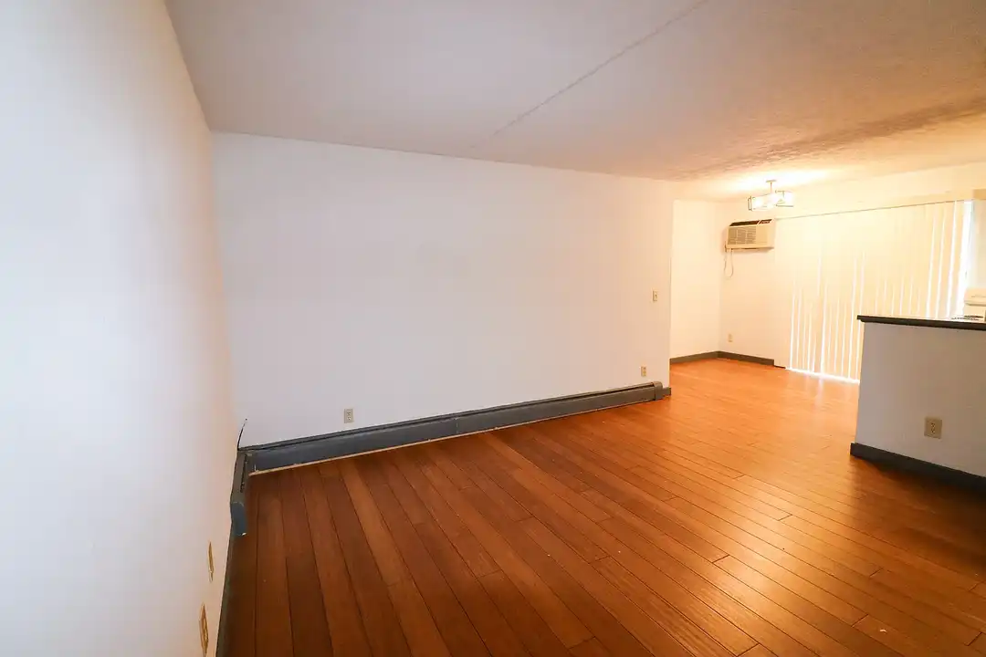 506-508 Riddle Rd – photo 1