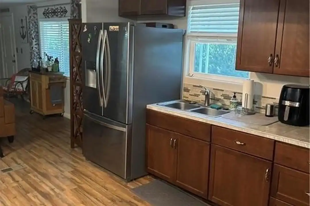 670 Channel Way - View 3
