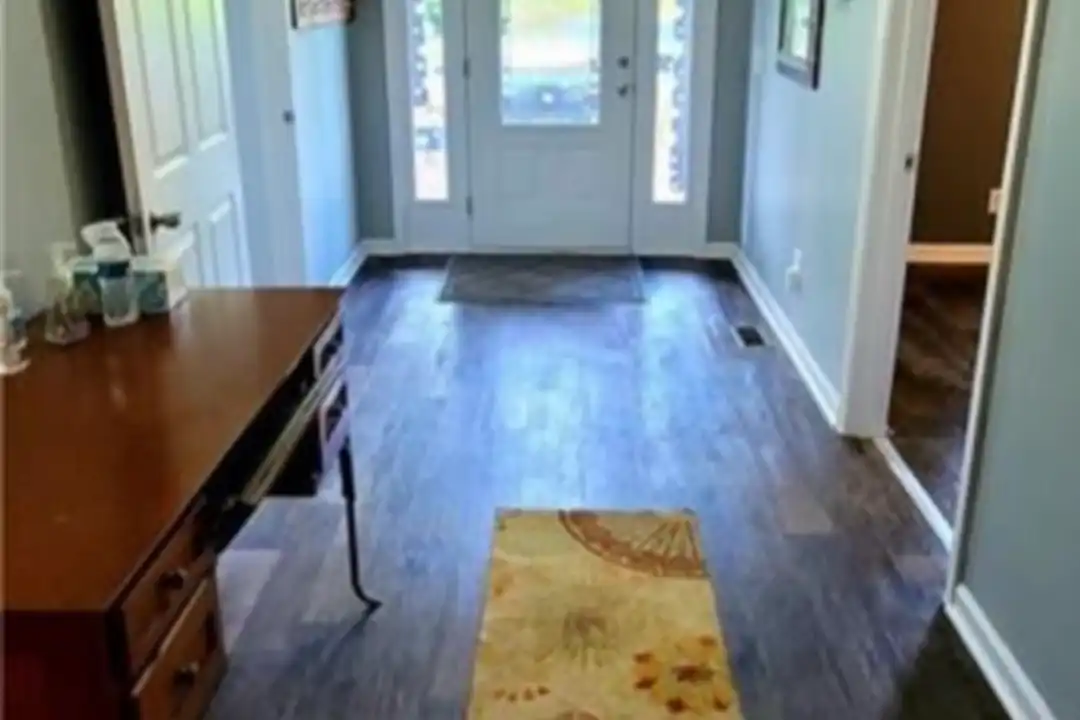 434 Grimsley Rd - More