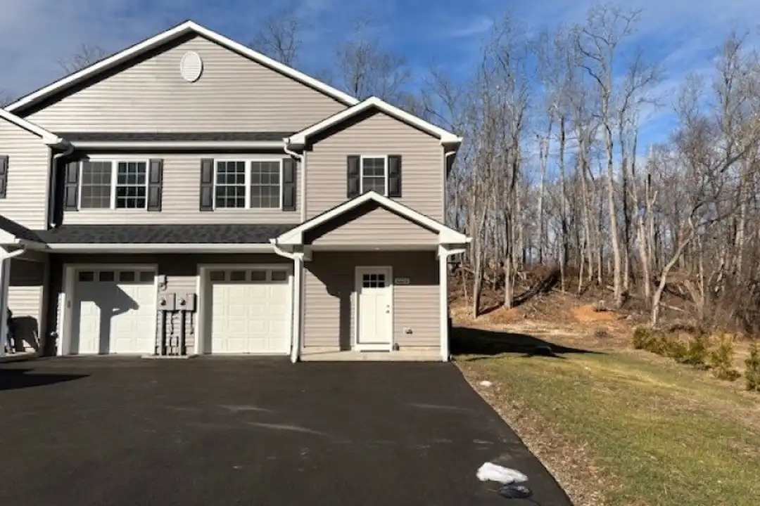 1007 County Road 519 #B – photo 1 of 15