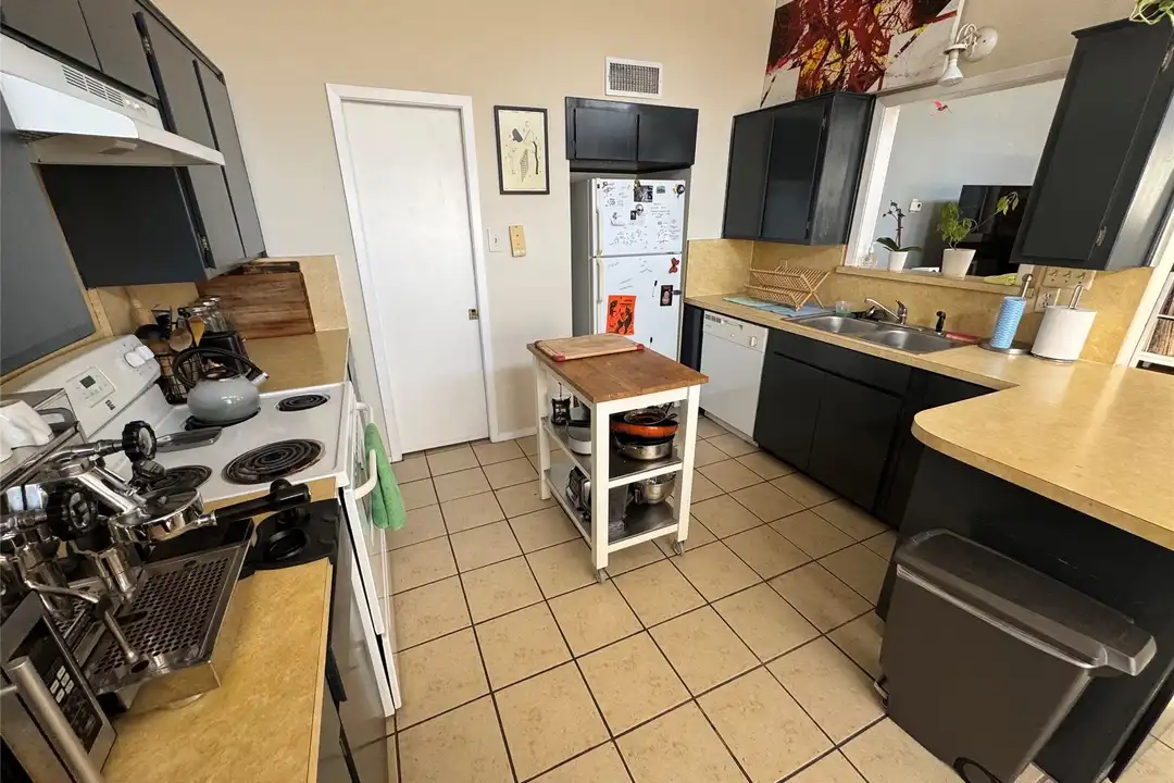 2714 McCart Ave #2712 - View 4