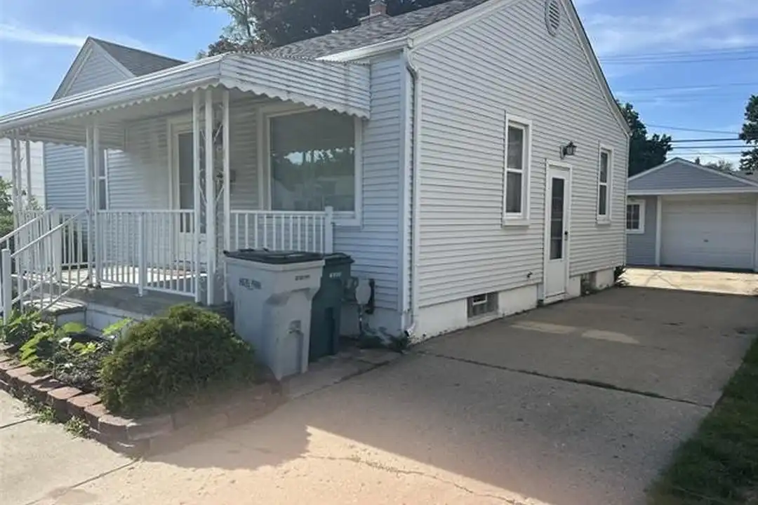 691 E Mapledale Ave - View 2