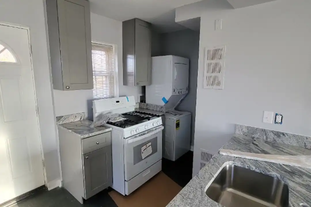 619 71st Ave – photo 1