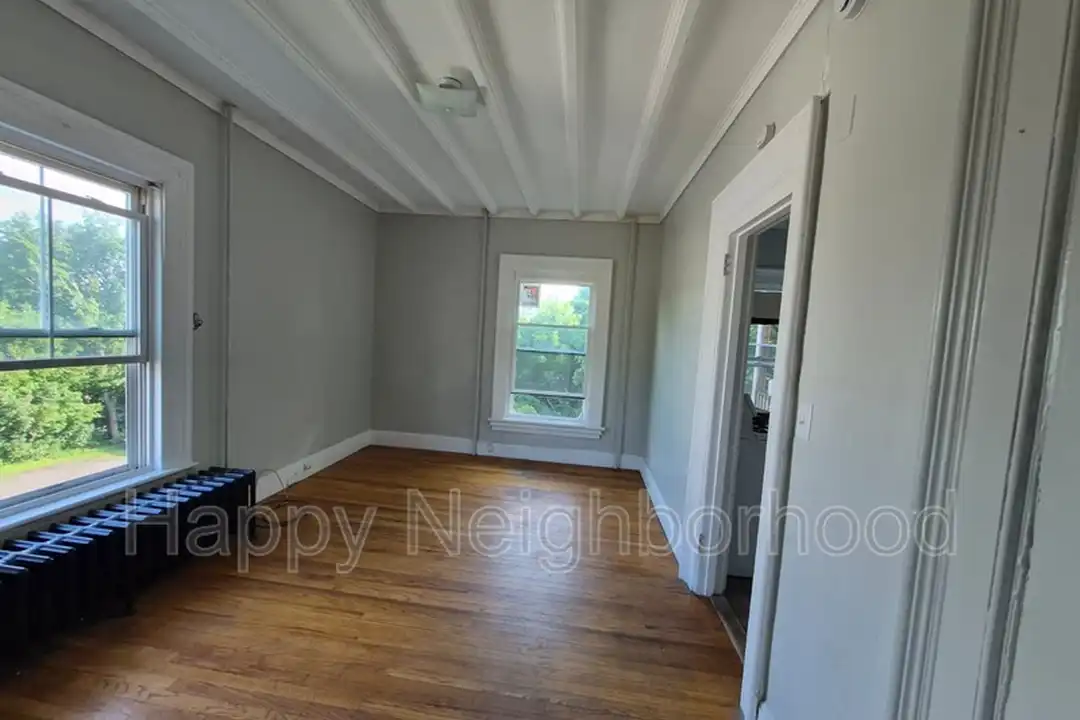 216 E Main St unit 7 – photo 1 of 19