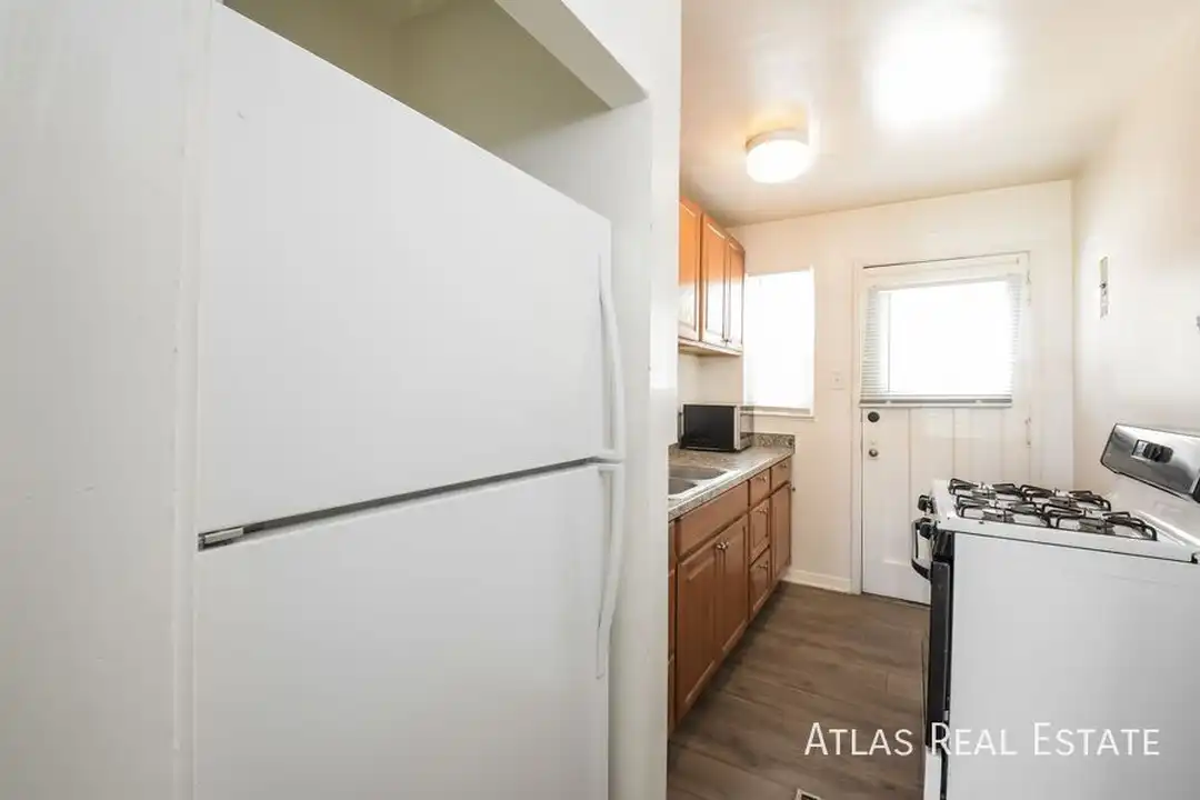 7137 E 60th Way - More