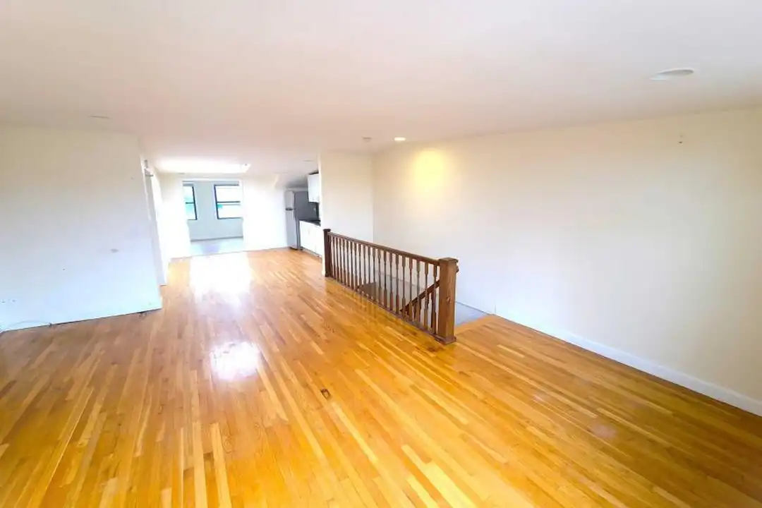 145 Beacon St - View 4