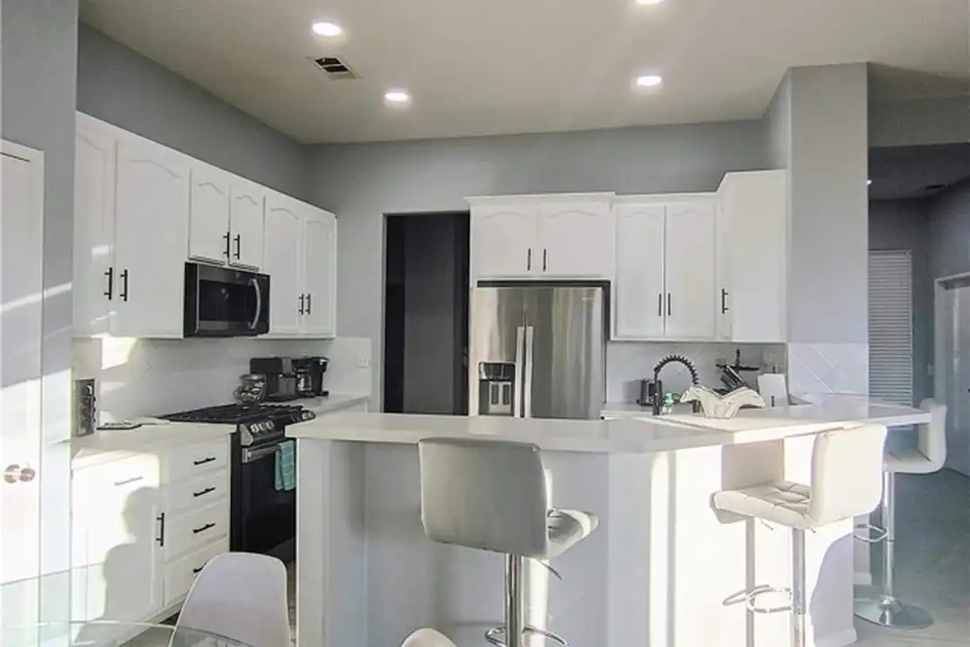13581 Mountain Top Dr - More
