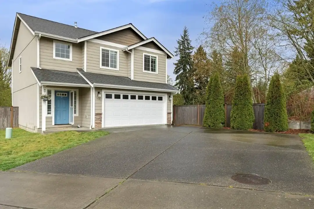 744 Courage Ct - View 2